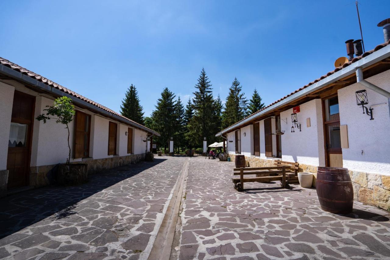 Готель Kampaoh Sierra De Urbasa Bacaicoa Екстер'єр фото